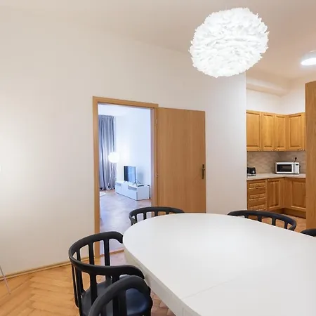 Apartment Splash